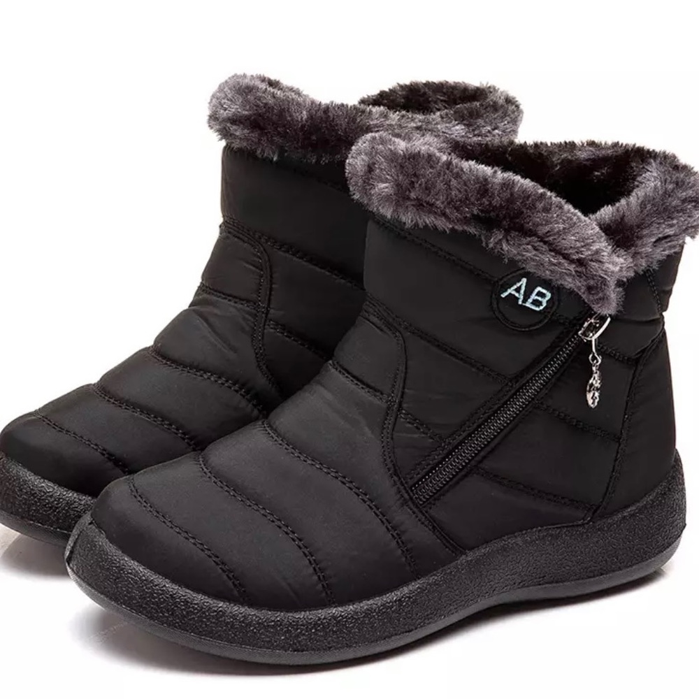 Women’s Boots Fashion Size (39) 8.5